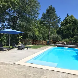 https://hameau-de-montcabirol.midi-pyreneeshotels.com